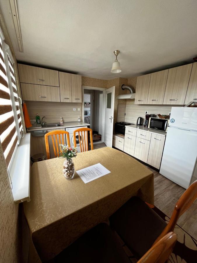 във артемида Apartment Varna
